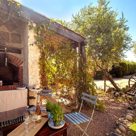 Agula Mora Villa